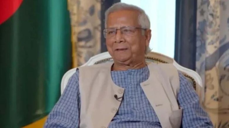 রাজনৈতিক দলগুলোকে নিয়ে বিশেষ বৈঠকে প্রধান উপদেষ্টা
