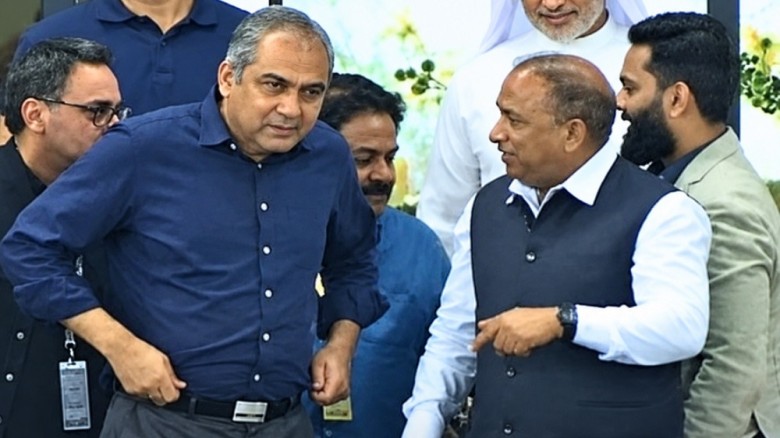 এশিয়া কাপ জিতেও নাকভির হাত থেকে ট্রফি নিল না ভারতীয় নারী দল