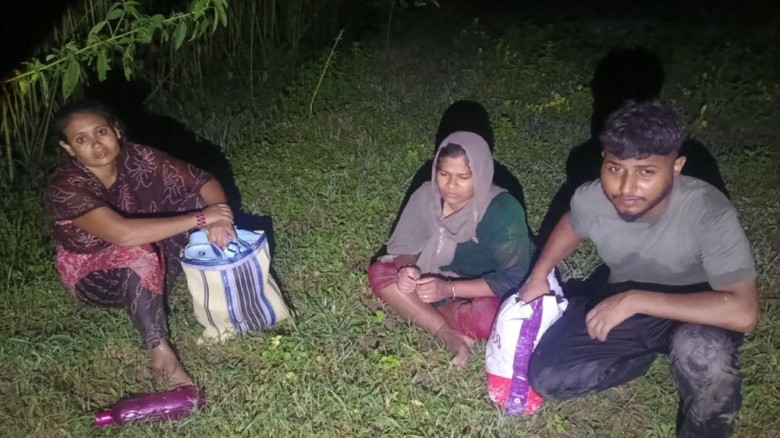 মহেশপুর সীমান্তে বিএসএফের পুশ-ইন চেষ্টা ঠেকাল বিজিবি