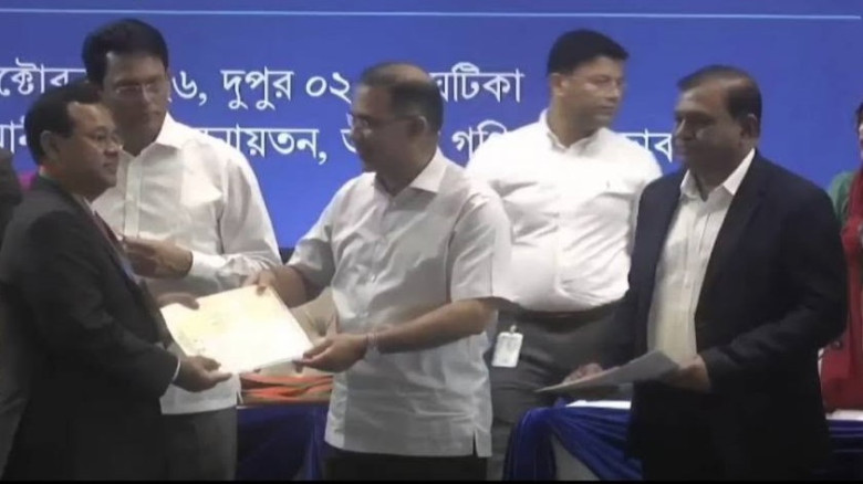 বিশ্ব শিক্ষক দিবসে জাতীয় পর্যায়ে শ্রেষ্ঠ শিক্ষক ড. সিরাজুর র