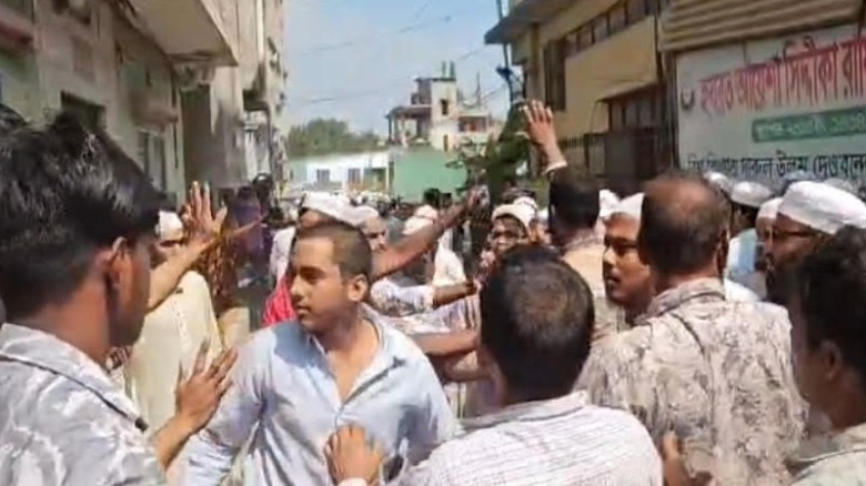 সাভারে নিখোঁজ শিক্ষার্থীর পরিবারের ওপর হামলা, সাংবাদিকসহ আহত