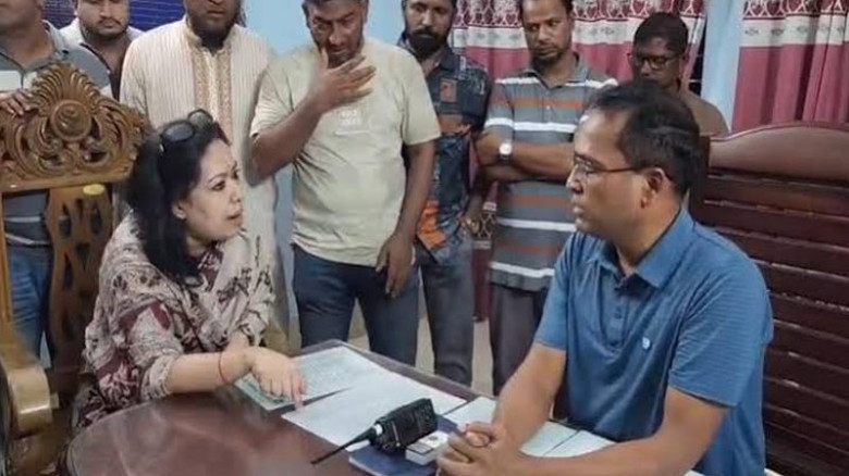 মামলায় নিজেকেই এক নম্বর আসামি করার দাবি রুমিন ফারহানার 